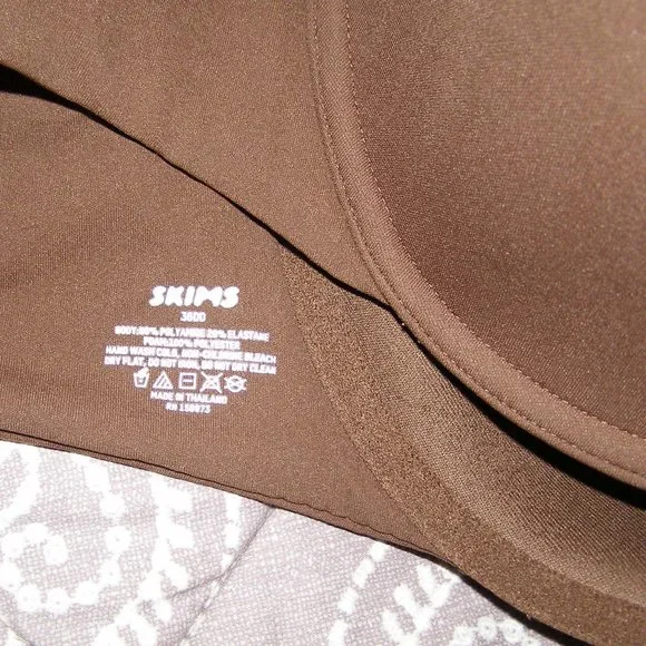 NWT SKIMS 36DD Bra in Cocoa - Picture 6 of 7